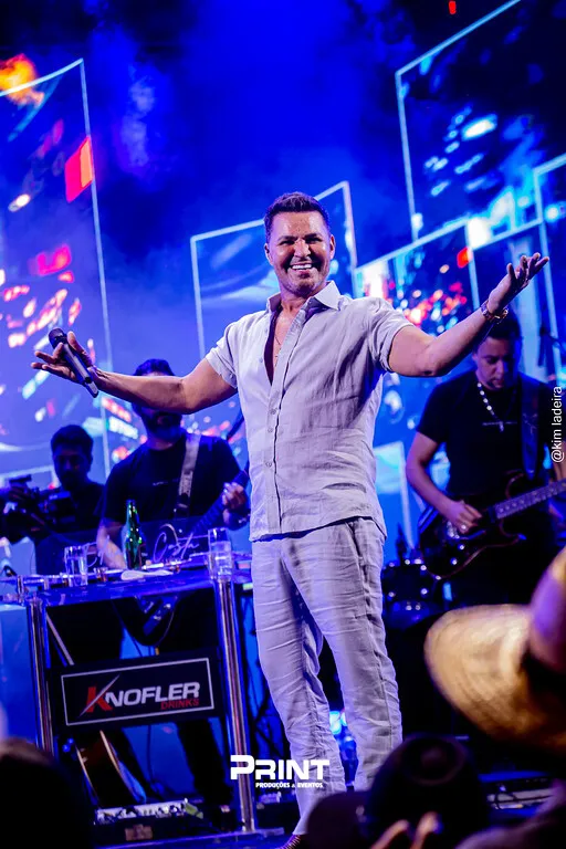 Eduardo Costa - Contagem/MG