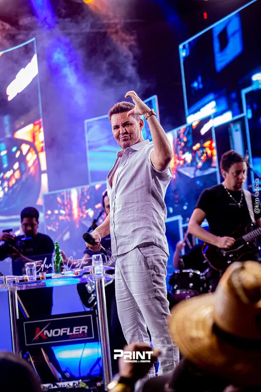 Eduardo Costa - Contagem/MG