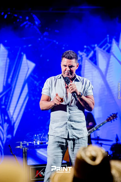 Eduardo Costa - Contagem/MG